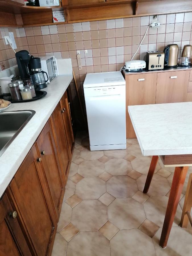 Iliahtida Lägenhet Chalkís Exteriör bild