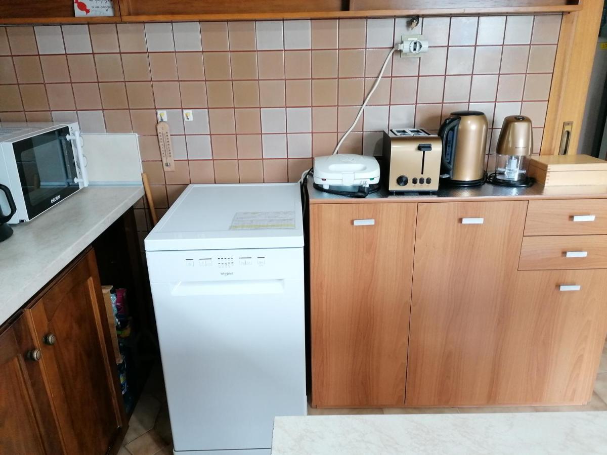 Iliahtida Lägenhet Chalkís Exteriör bild